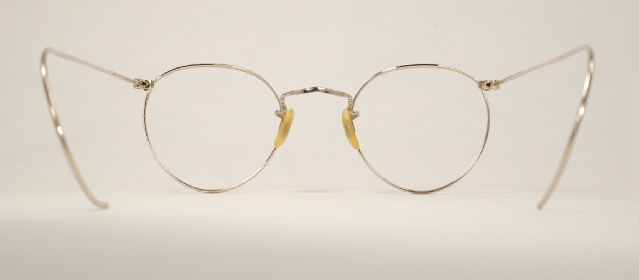 Optometrist Attic Uoc Gold Wire Rim Ful Vue P3 Vintage Eyeglasses