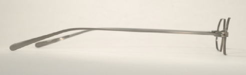 WIRE VINTAGE EYEGLASSES SIDE photo, under 350 kb