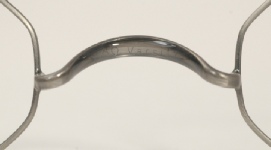WIRE VINTAGE EYEGLASSES BRIDGE BACK photo, under 350 kb