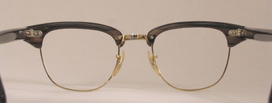 COMBO VINTAGE EYEGLASSES SIDE photo, under 350 kb