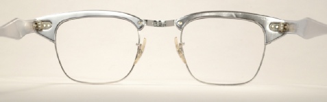 COMBO VINTAGE EYEGLASSES SIDE photo, under 350 kb