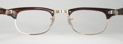 COMBO VINTAGE EYEGLASSES SIDE photo, under 350 kb