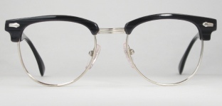 COMBO VINTAGE EYEGLASSES FRONT photo, under 350 kb