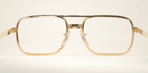 METAL VINTAGE EYEGLASSES SIDE photo, under 350 kb