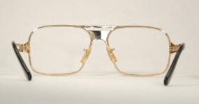 METAL VINTAGE EYEGLASSES BACK photo, under 350 kb