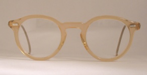 PLASTIC VINTAGE EYEGLASSES FRONT photo, under 350 kb