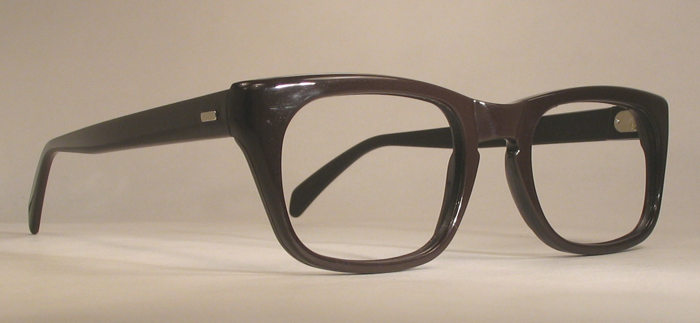 Vintage Eyeglass Cases & Storage for sale