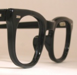PLASTIC VINTAGE EYEGLASSES ANGLE photo, under 350 kb