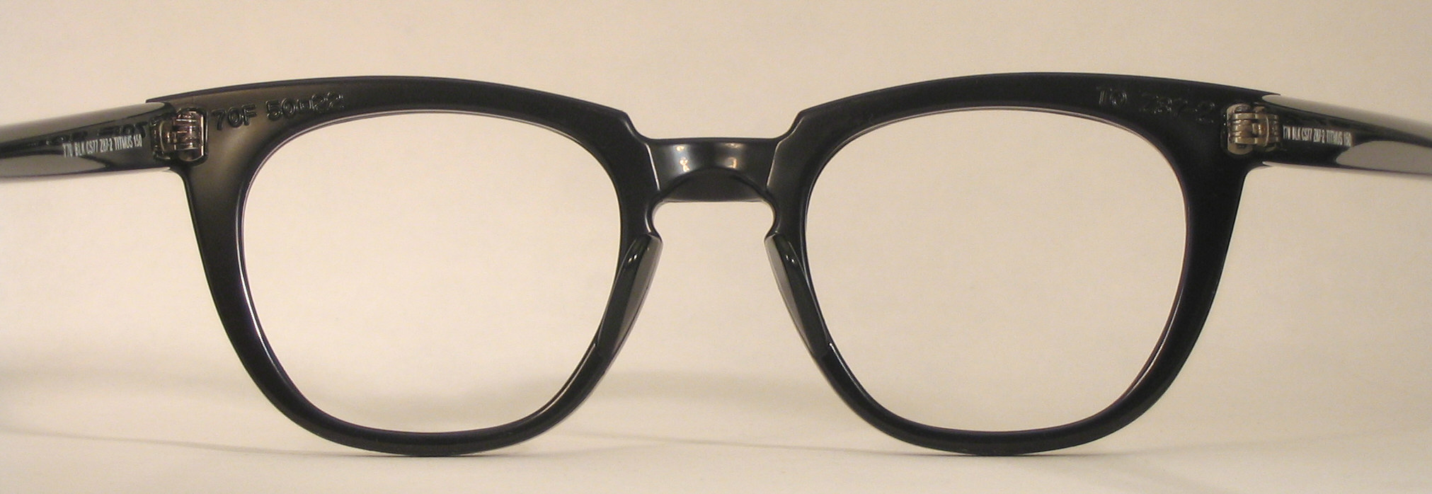 Optometrist Attic - T-O MEN'S BLACK PLASTIC HORNRIM EYEGLASSES