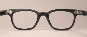 PLASTIC VINTAGE EYEGLASSES SIDE photo, under 350 kb