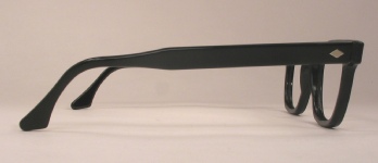 PLASTIC VINTAGE EYEGLASSES BRIDGE BACK photo, under 350 kb