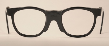 PLASTIC VINTAGE EYEGLASSES FRONT photo, under 350 kb