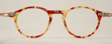 PLASTIC VINTAGE EYEGLASSES SIDE photo, under 350 kb