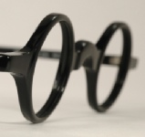 PLASTIC VINTAGE EYEGLASSES ANGLE photo, under 350 kb
