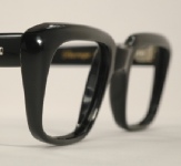 PLASTIC VINTAGE EYEGLASSES ANGLE photo, under 350 kb