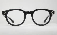 PLASTIC VINTAGE EYEGLASSES FRONT photo, under 350 kb