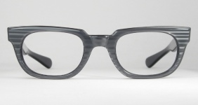 PLASTIC VINTAGE EYEGLASSES FRONT photo, under 350 kb