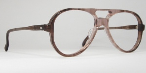 PLASTIC VINTAGE EYEGLASSES HINGE photo, under 350 kb