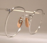 WIRE VINTAGE EYEGLASSES ANGLE photo, under 350 kb