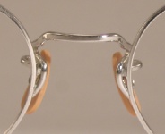 WIRE VINTAGE EYEGLASSES BRIDGE photo, under 350 kb