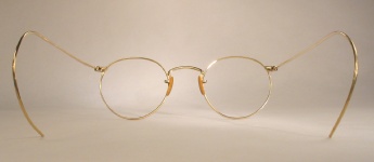 WIRE VINTAGE EYEGLASSES BACK photo, under 350 kb