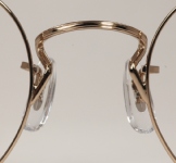 WIRE VINTAGE EYEGLASSES BRIDGE photo, under 350 kb