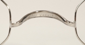 WIRE VINTAGE EYEGLASSES BRIDGE BACK photo, under 350 kb