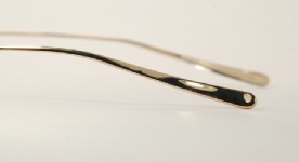 WIRE VINTAGE EYEGLASSES TIPS photo, under 350 kb